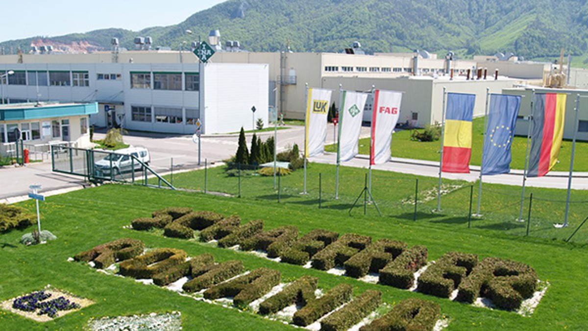 Inaugurare Fabrica Schaeffler Începe producţia în hala III cu un număr de 1.200 de angajaţi