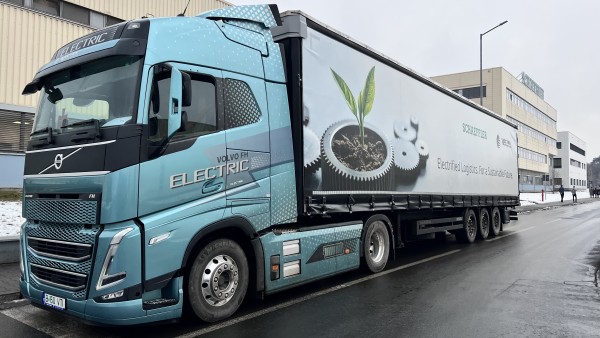 Camion electric: Un pas spre sustenabilitate în logistică la Schaeffler