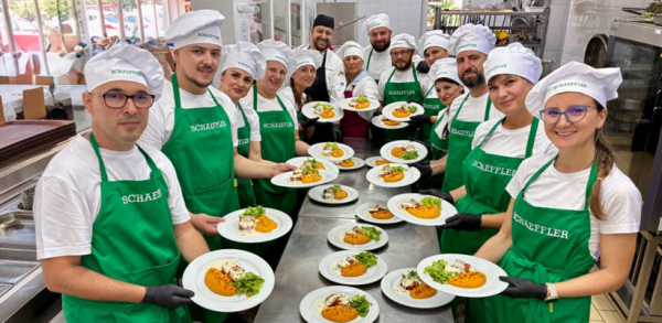 3 ediții, aceeași grijă pentru comunitate: Schaeffler Team + Cină cu Folos la Fundația Bucuria Darului din Brașov
