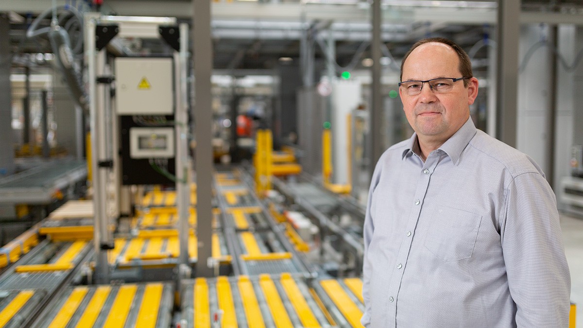Egon Grief, Manager Mentenanță la CED (Centrul European de Distribuție) Schaeffler